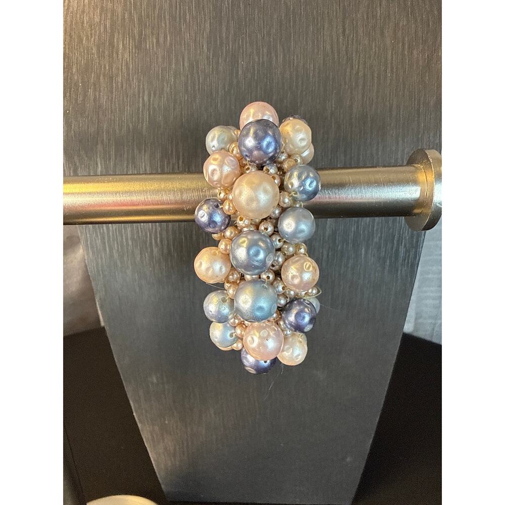 Vintage 50s Expandable Faux Pearl Bracelet